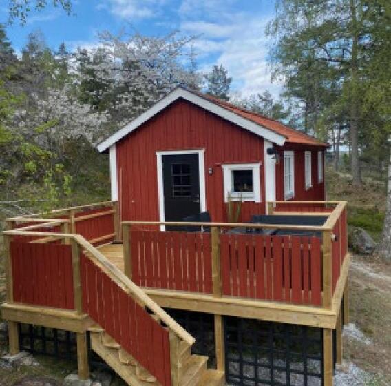 Дом 1 Спальня, Bergs Gård & Hållsvikens Gård