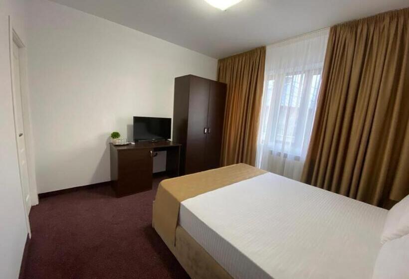 غرفة ديلوكس, Prestige House