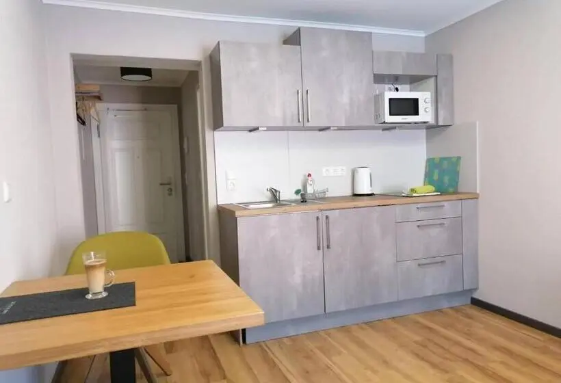 Standard-studio, Motel Q  Das Kleine Stadt