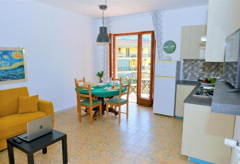 Family Suite, Estate4home   Sofia Flora