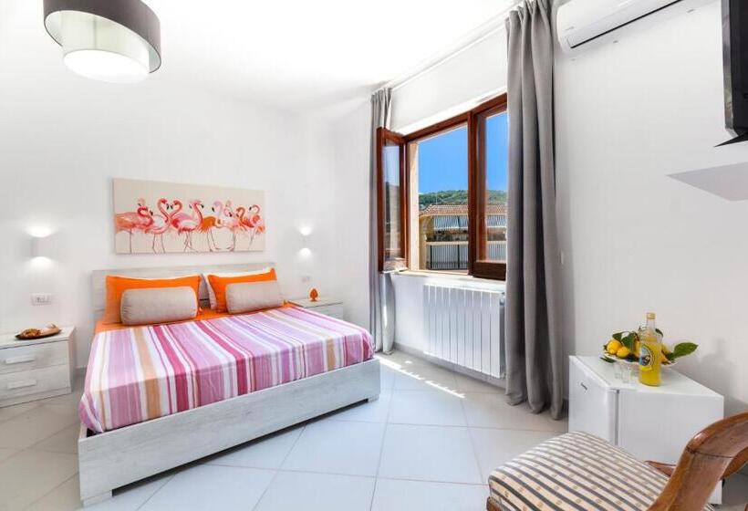 Номер Стандарт, Estate4home   Sofia Flora