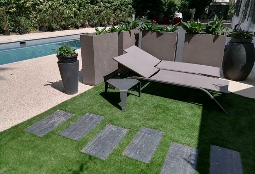 חדר סטנדרט עם מיטת קינג, Les Jardins De La Fontaine