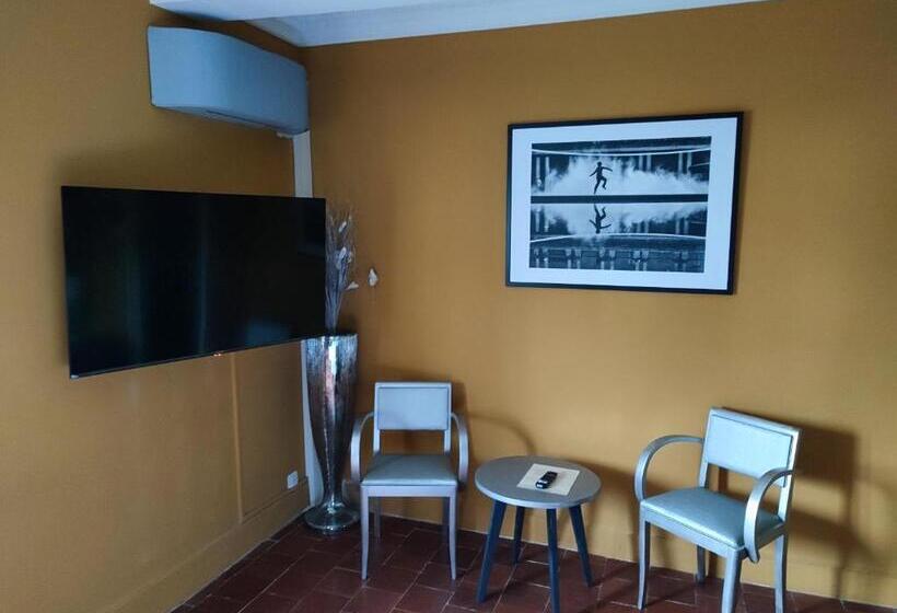 חדר סופריור לארבעה, Les Jardins De La Fontaine