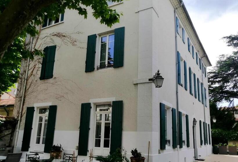 חדר סופריור לארבעה, Les Jardins De La Fontaine