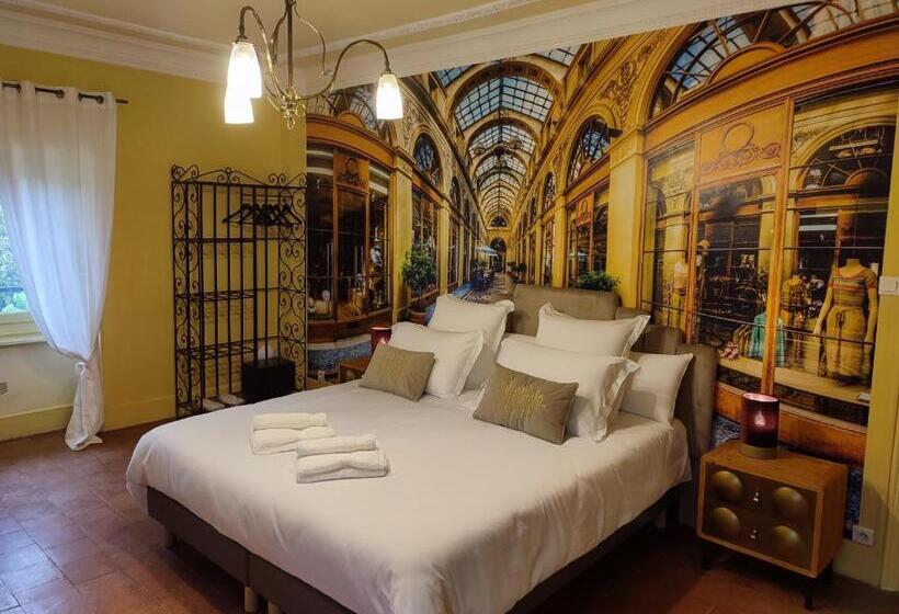 חדר דחוקס עם מיטת קינג, Les Jardins De La Fontaine