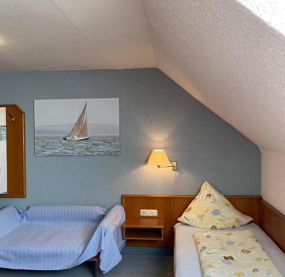 اتاق استاندارد یک نفره, Weller