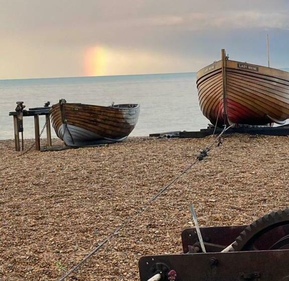 수피리어 룸, Anne Boleyn’s Escape