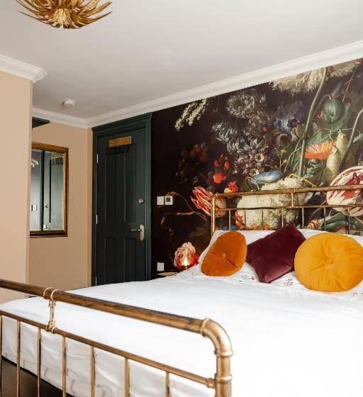 수피리어 룸, Anne Boleyn’s Escape