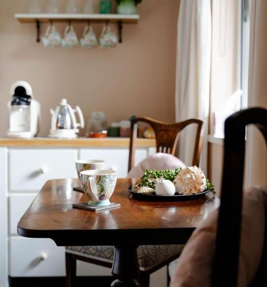 스탠다드 룸 가든 전망, Anne Boleyn’s Escape