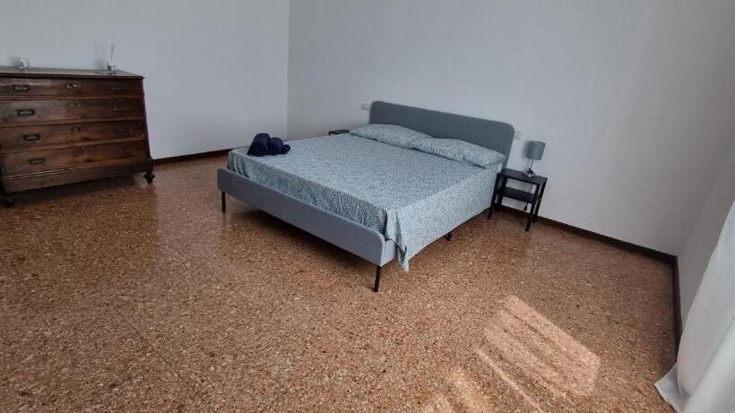 带2个卧室的公寓, B&b I Due Tigli