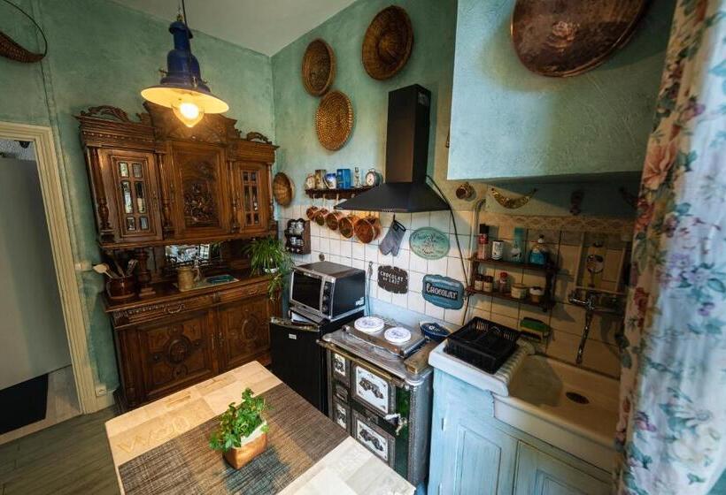 标准间带露台, Chambre Bounty Cuisine Privée, Lit Queen Size, Terrasse, Garage