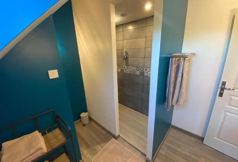 带大床的标准间, Chambres D Hôtes De La Mauguinière