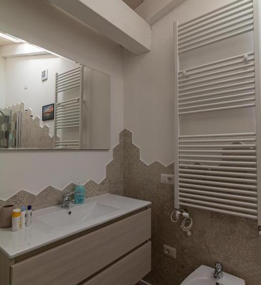 标准间, La Vecchia Dimora