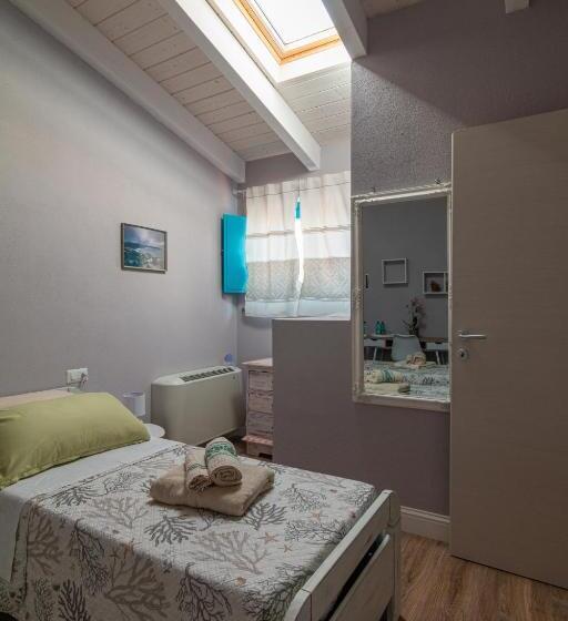 标准间, La Vecchia Dimora