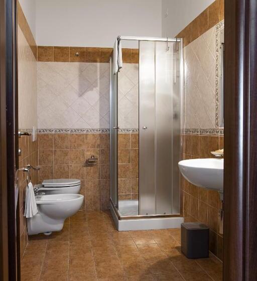 חדר סטנדרט מותאם לאדם עם מוגבלויות, Green Park