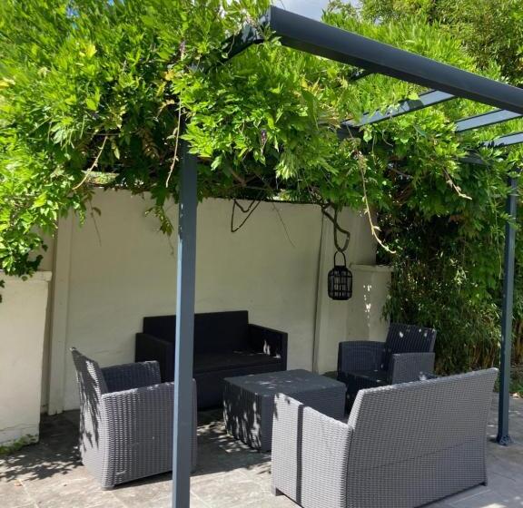 패밀리 룸, La Victorine