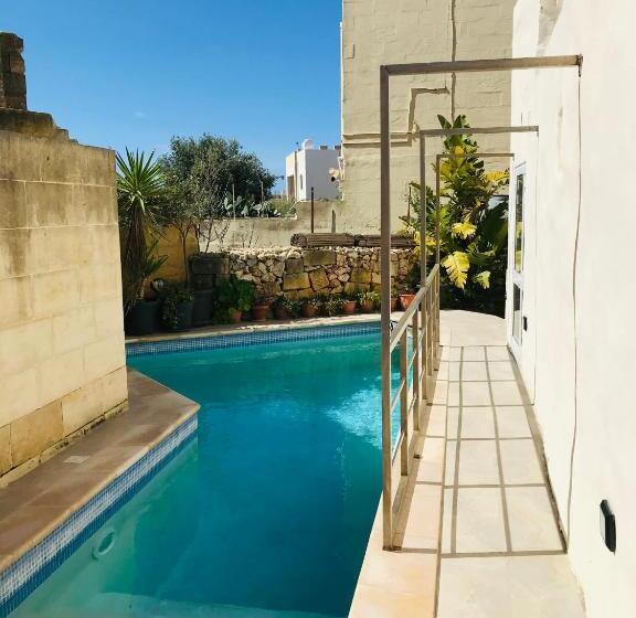 اتاق استاندارد اینتریور, The Cloisters Bed And Breakfast