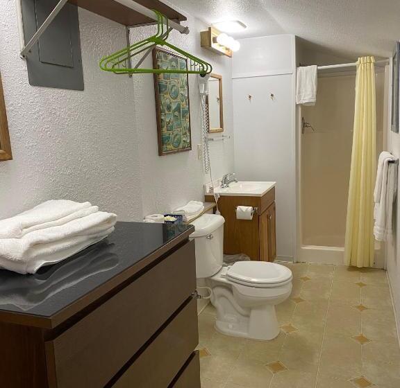 Номер Стандарт, Oceanside Ocean Front Cabins