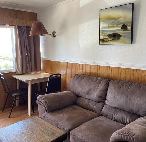 Номер Стандарт, Oceanside Ocean Front Cabins