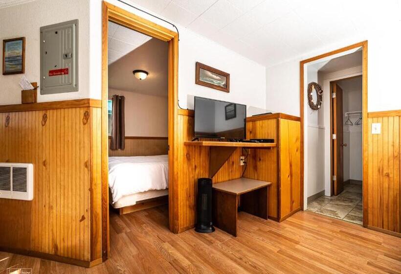 Номер Deluxe, Oceanside Ocean Front Cabins