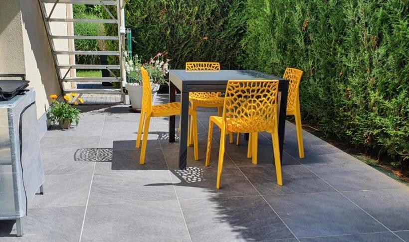 חדר סטנדרט שתי מיטות זוגיות, Suite Parentale Du Relais De Drugy