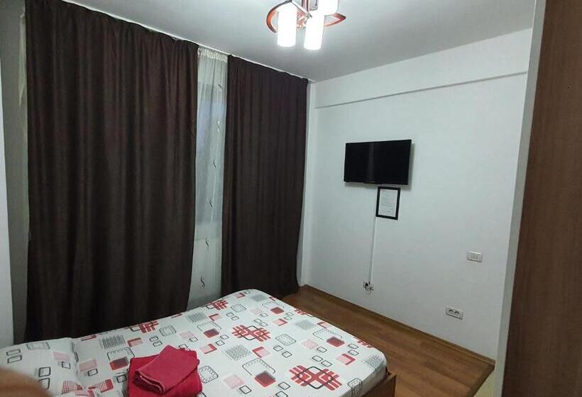 اتاق استاندارد, Pensiune Fundeni  Dragonul Rosu