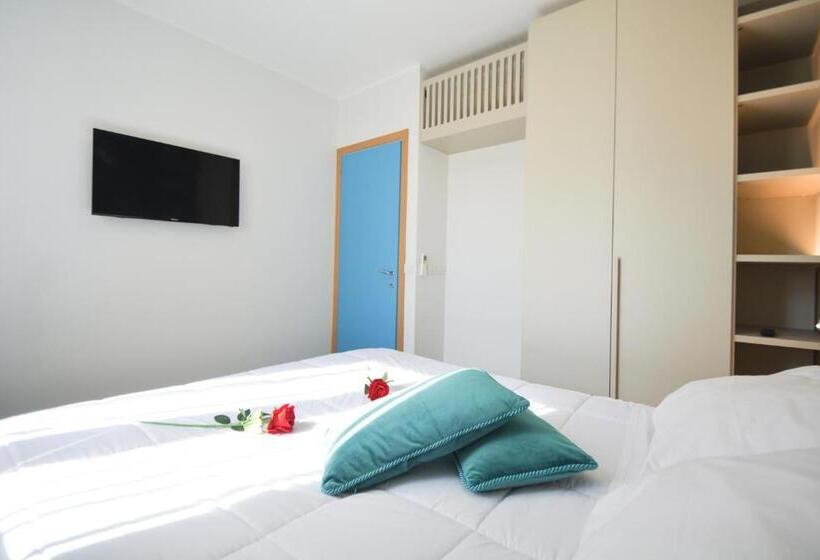 带2个卧室的套房, Prime Blue Suite Appartamenti Con Jacuzzi Privata