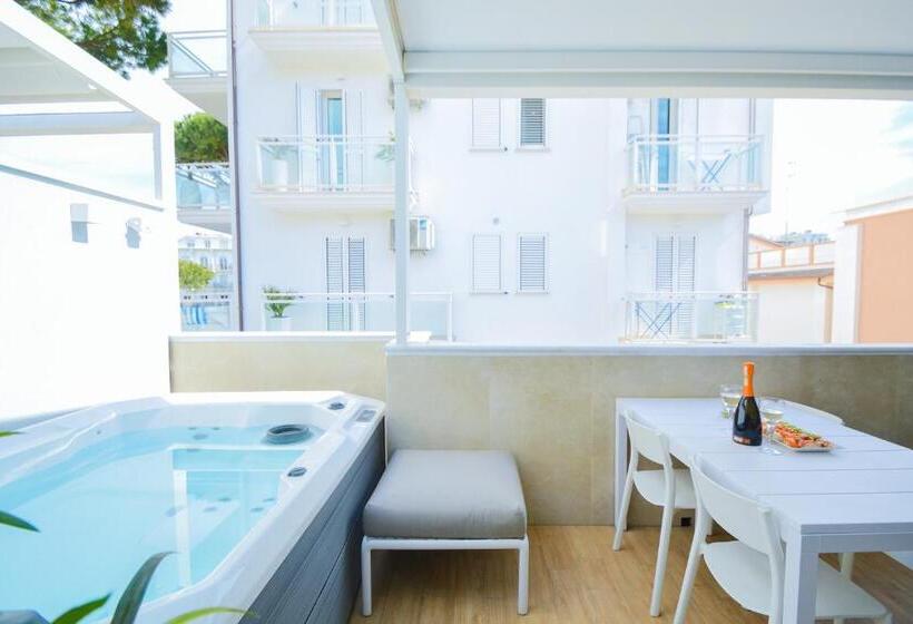 带2个卧室的套房, Prime Blue Suite Appartamenti Con Jacuzzi Privata