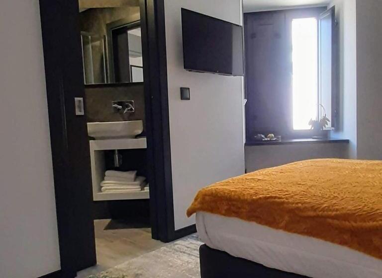 غرفة ديلوكس, Taska Vila Velha