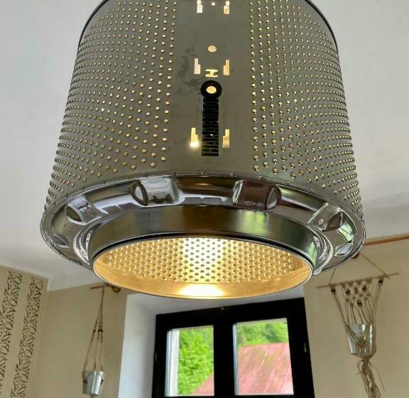 חדר סטנדרט לשלושה, Haraburdi® Recyclart