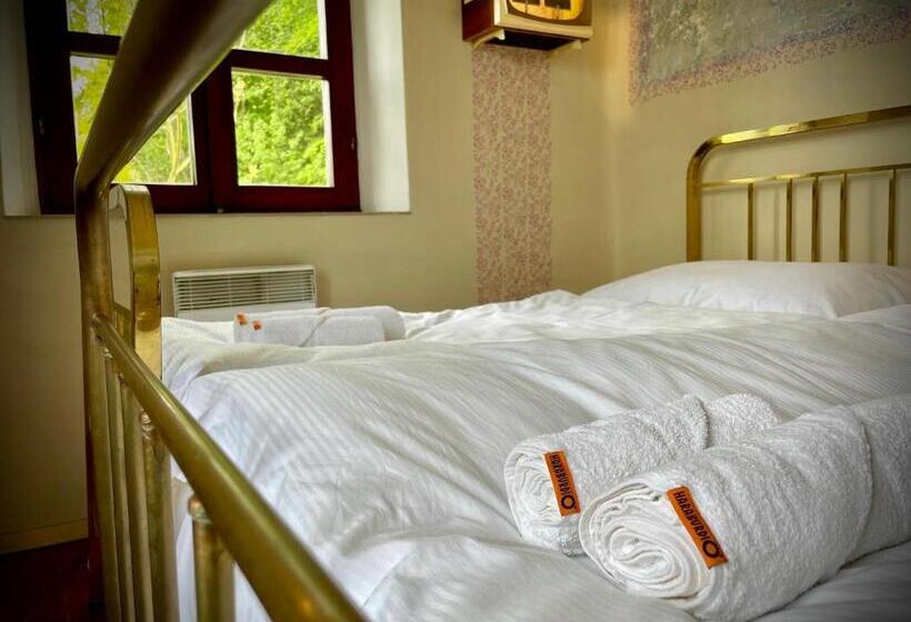 חדר סטנדרט, Haraburdi® Recyclart