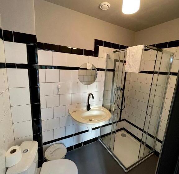 דירת חדר נוף לגינה, Haraburdi® Recyclart