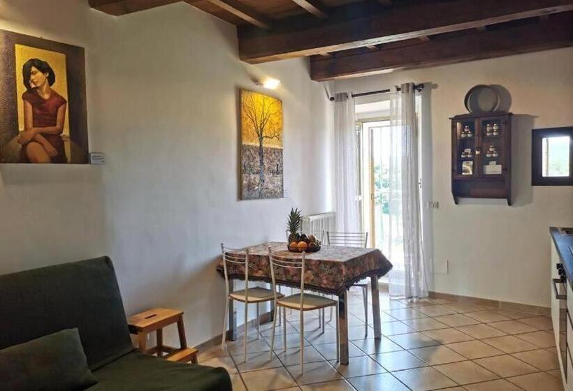 דירה בת חדר שינה 1 עם מרפסת, Radici Etrusche Sutri