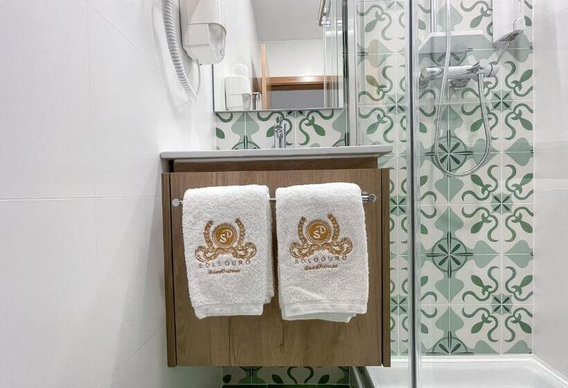 غرفة إقتصادية, Soldouro Train Suites