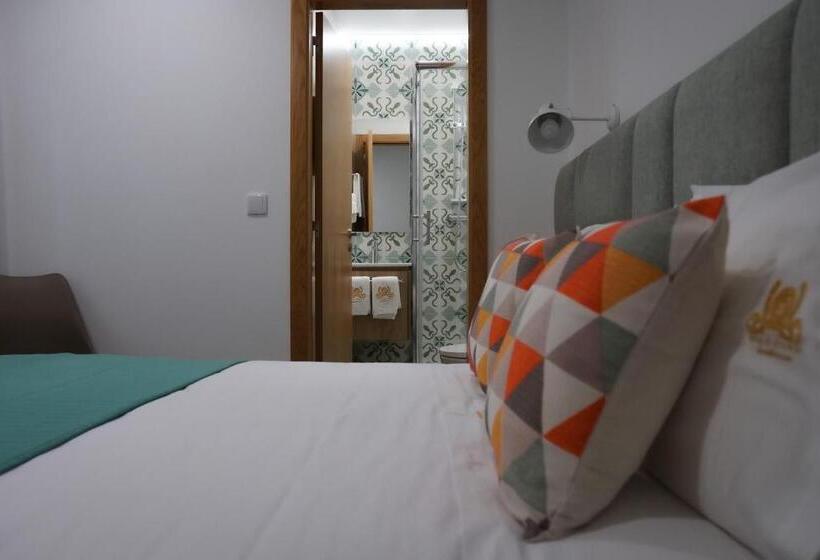 غرفة إقتصادية, Soldouro Train Suites