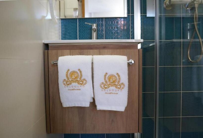 غرفة قياسية سرير كينج, Soldouro Train Suites