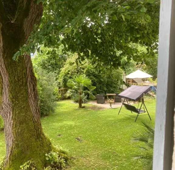 ガーデンビューファミリールーム, 7 Dagnaud De La Tude Our Family Farmhouse Style Home With En Suite