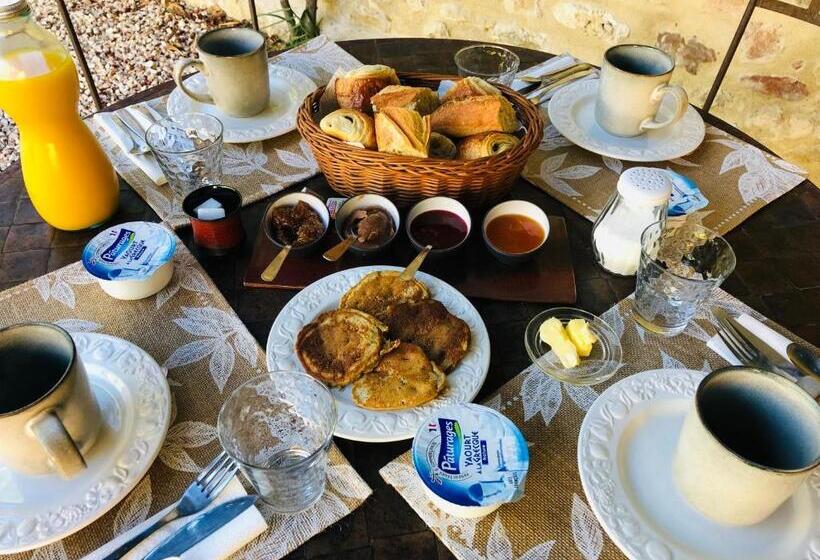 标准间, Maison Des Bourgades