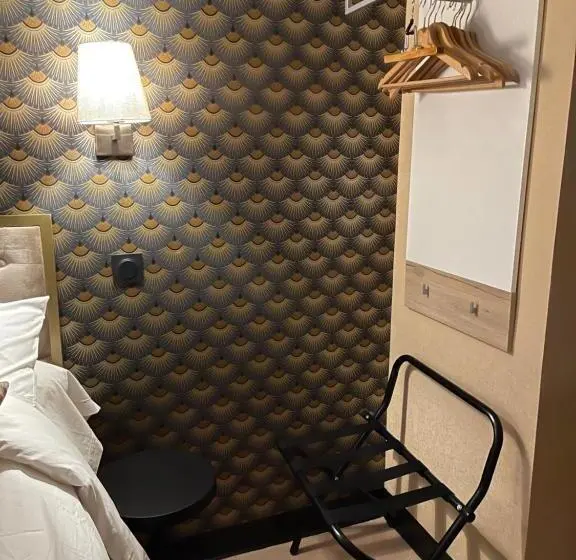 バス共有のスタンダードルーム, Coco Marco Hôtel
