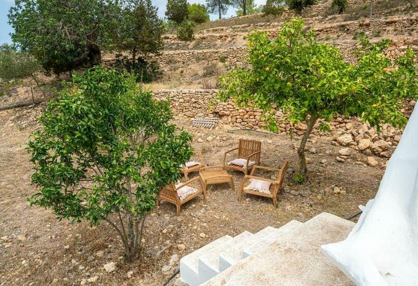 デラックスジュニアスイート, Robby S Ibiza