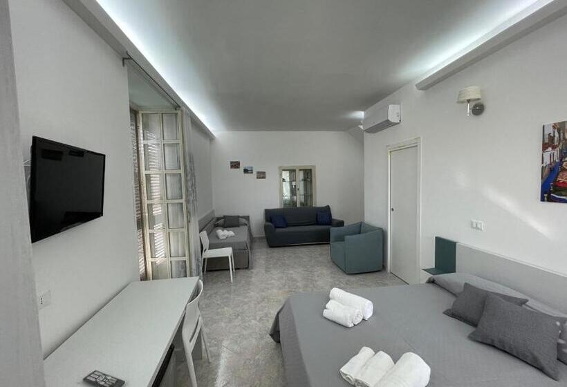 Четырехместный Номер Стандарт, Casa Crispi