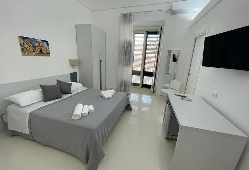デラックスルーム, Casa Crispi