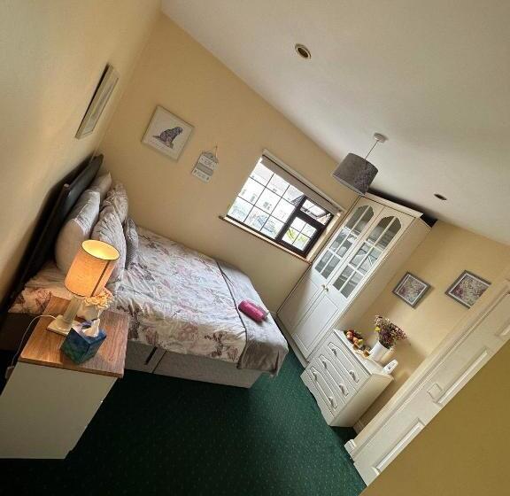 스탠다드 룸, Edwards Cosy B&b