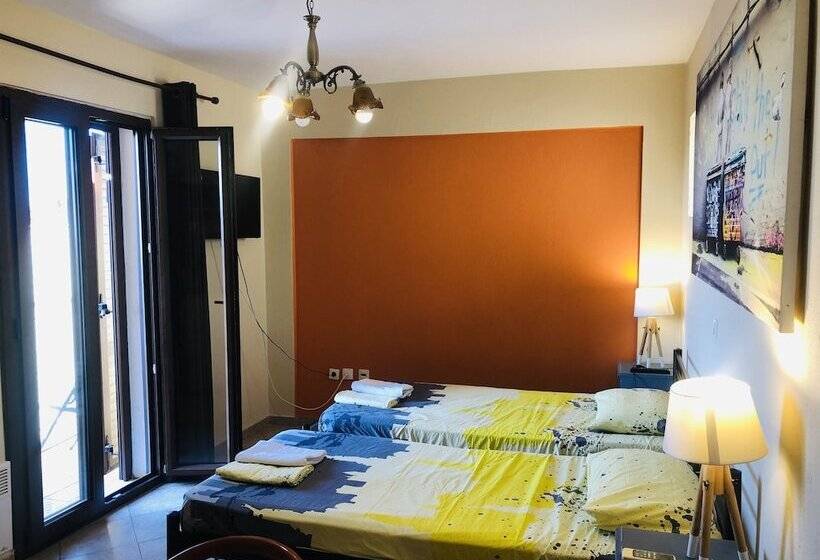 Habitació Estàndard, Studios Arabas