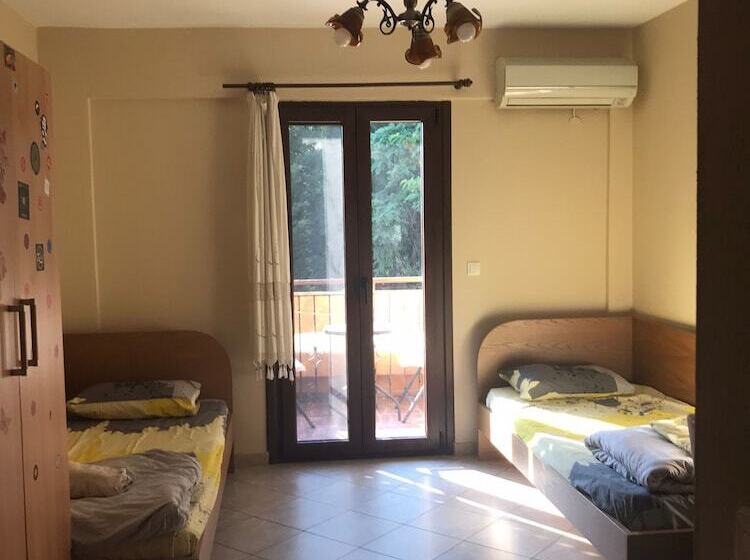 Habitació Estàndard, Studios Arabas