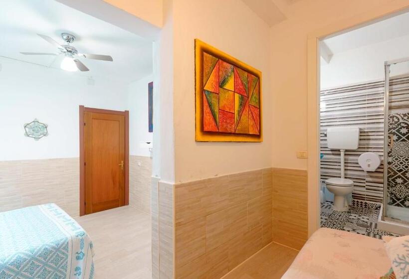 Номер Стандарт Трехместный, Villabeachcity Guesthouse