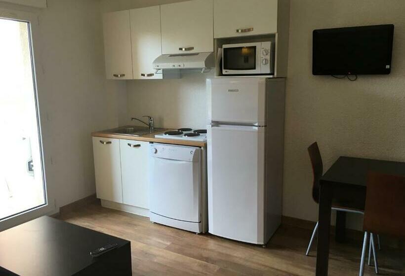 استودیوی استاندارد, Residence Citadelle Resort