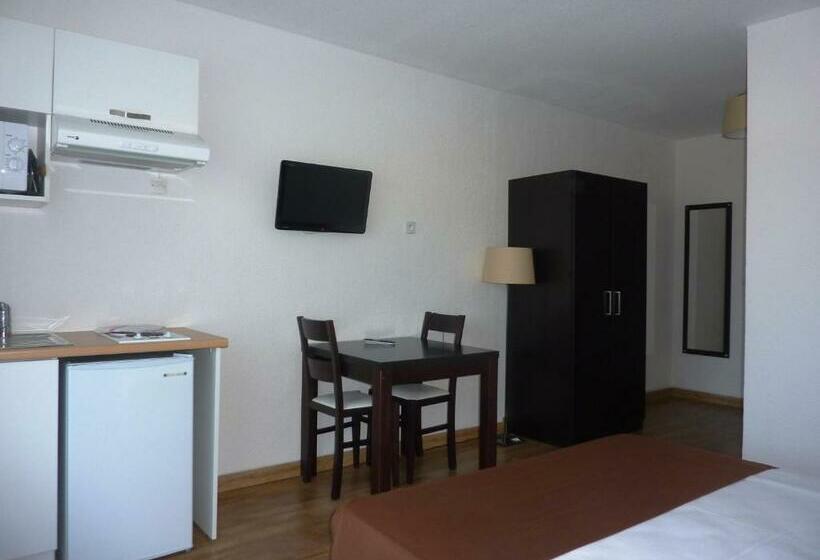 استودیوی استاندارد, Residence Citadelle Resort