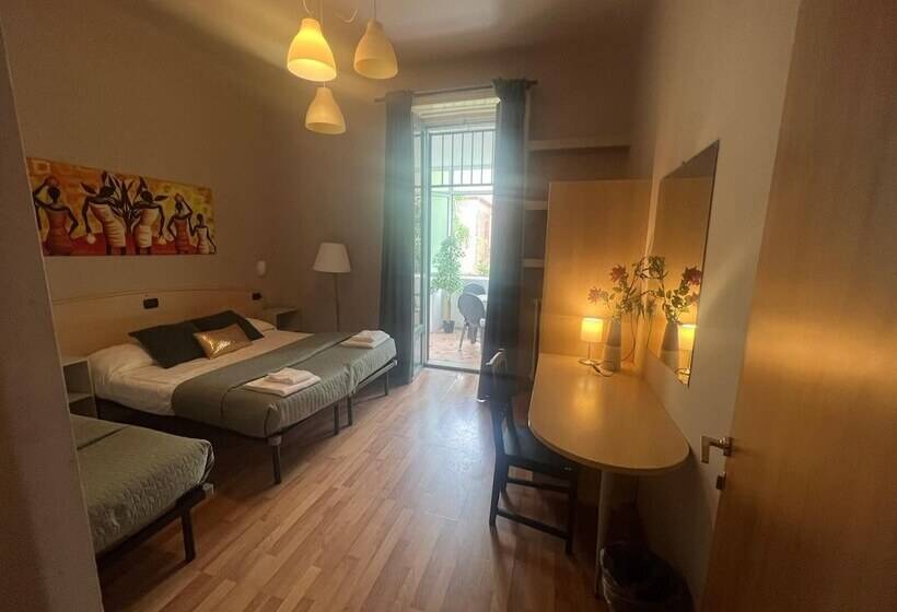 标准三人间共用浴室, Ambra