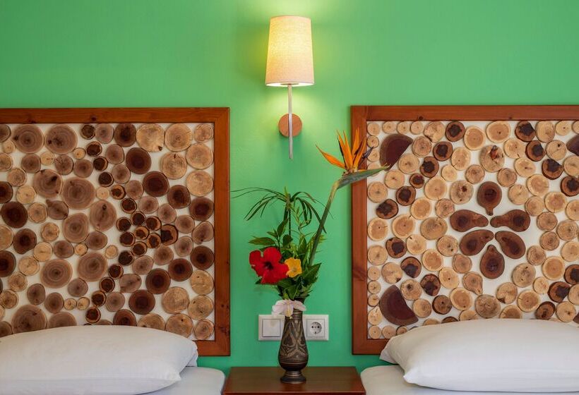 スーペリアトリプルルーム, Aris Boutique